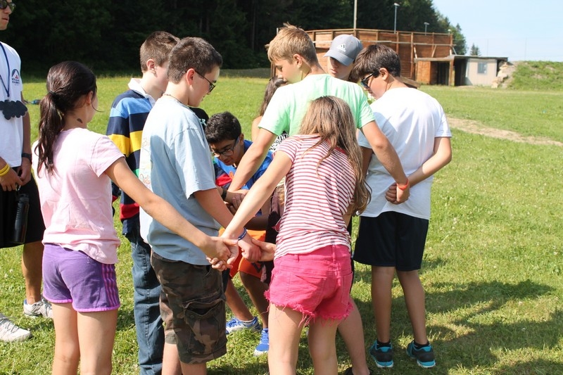 Village Camps International Summer Camp Leysin, Switzerland 2025-08-09 https://www.villagecamps.com/journals_admin/images/690-11-adventure (59).jpg